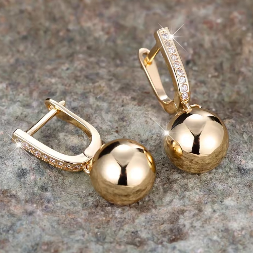Vintage Gold Sphere Earrings - Picture 4 of 9